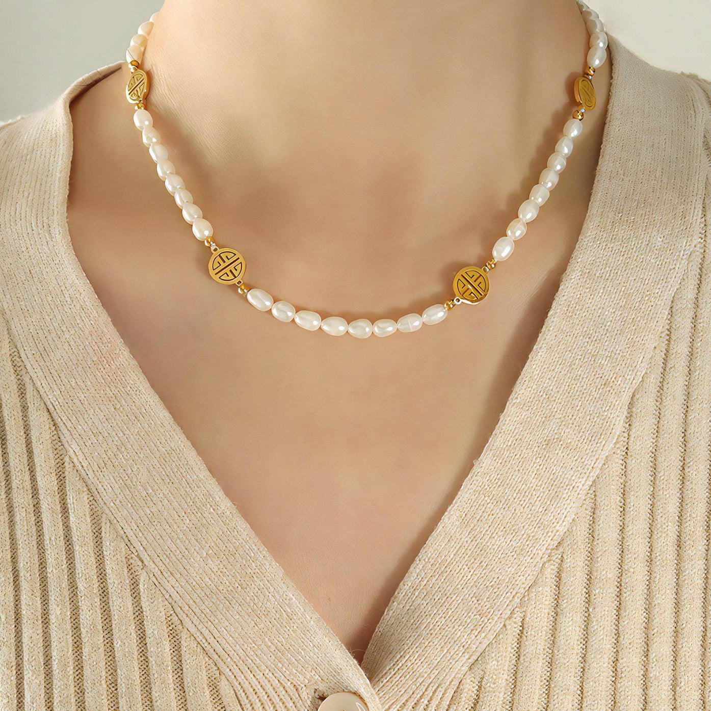 The Pearl Necklace